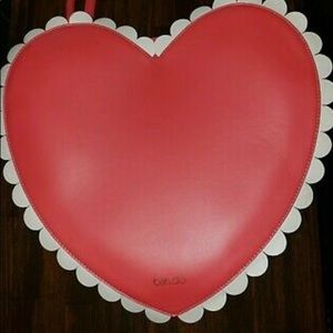 BAN.DO Large Heart Cooler Bag Insulated Tote Zipper Super Chill Sweetheart Bag